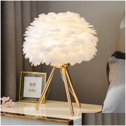 Table Lamps Feather Bedroom Lamp Modern Bedside Living Room Coffee Shop Wedding Christmas Decoration Romantic Goose Drop Delivery Li Dhy4R