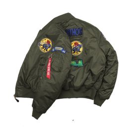 Stilvolle neue, verdickte Fliegerjacke, toll aussehende Rennkleidung, MA-1 Alpha-Version der Jacke für amerikanische Baseball-Männer