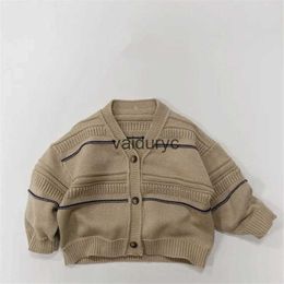 재킷 2023 가을 New Ldren 긴 소매 니트 가디건 두꺼운 따뜻한 여자 아기 니트 코트 소년 재킷 재킷 스웨터 아이의 옷 h240508