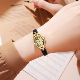 Women's small dial Light luxury retro style wine barrel high appearance horizontal belt waterproof quartz watch