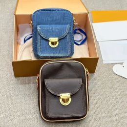 2024 new Case Small Camera Bag Old Flower Letters S-Lock Buckle Fashion Letters Coated Canvas Golden Hardware Zipper Closure Women Shoulder Bags