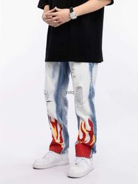 Мужские брюки, джинсы, мужские уличные брюки в стиле хип-хоп с пламенным принтом, широкие прямые брюки, новый стиль, свободные рваные модные брюки Streetwearyolq