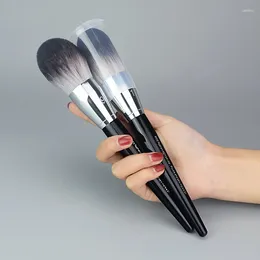 Makeup Brushes No. 91 Flame Type Large Soft Loose Brush Setting Powder With Cover Practical Beauty Tools