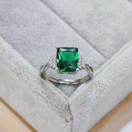 Cluster Rings 2024 Fashion S925 Silver Emerald Square Zircon Ring Small Fresh European And American Simple Personalised Design