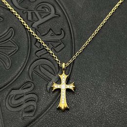 2024 Designer Brand Cross Ch Necklace For Women Luxury Chromes 22K Gold Diamond Classic Sweater Chain Heart Men smycken Fashion Pendant Neckchain 4R4G