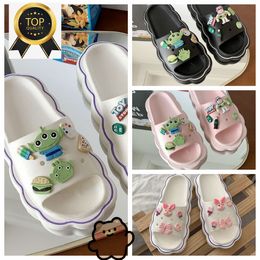 Designer Hot Selling Summer Outdoor Soft Sole Cartoon Graffiti Slippers Women's Beach Sandals Beach Casual Shoes White Purple Pink Bear Flowers