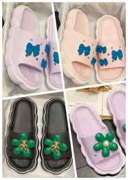 Summer New Outdoor Soft Sole Cartoon Graffiti Slippers Women's Beach Sandals Casual Shoes DIY White Purple Pink Bear Flowers