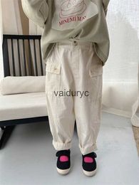 Trousers 2024 Spring New ldren Loose Trousers Boys Girls Solid Large Pocket Cargo Pants Kids Versatile Casual Pants Toddler Clothes H240508
