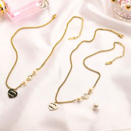 20Style 18K Gold plattiert Luxusdesigner Halskette für Frauen Modemarke Briefe Choker -Ketten Halsketten Schmuckzubehör Hochqualität nie verblassen