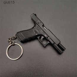 Gun Toys 1 3 Shell Eject Metal Keychain Model Toy Gun Miniature Alloy Pistol Collection Toy Gift Pendant T230515 001