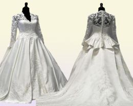 2021 Vintage Kate Middleton Long Sleeves Fall Wedding Dresses ALine VNeck Ivory Taffeta Appliques Peplum Bridal Gowns Vestidos D3194826