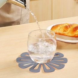 Table Mats Bowl Mat Hollow Heat Insulation Place Household Mathickened Dish Round Cup Set For 4 Modern