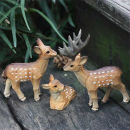 Arts and Crafts Wood Carving Deer Crafts Fawn Stag Female Deer Sika Deer Decoration Handmade Carved Wood Animal Ornament Gift Home Garden Decor YQ240119