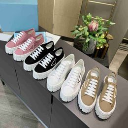 Double Wheel nylon gabardine sneaker designer sneaker triangle logo women canvas casual shoes trainers platform sneaker thick bottom low-top high-top women shoes