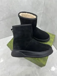 Designer tasman slippers Classic style Neumel Australian Snow Boots fluffy platform Women Men High quality shoes Fleece 1213