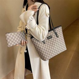 French Style Tote Women's 2023 New Western Versatile Large Capacity Mother and Child Single Shoulder Underarm Bag 1289