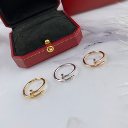 Feine Nägel Ring Clou Gold Plated Woman Rings Mann T0P 5A Counter Replik US Size 678 Modemarke Designer Geschenk für Freundin mit Box 003