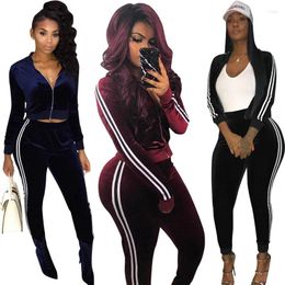 Women's Two Piece Pants High Quality Velvet Casual Sports Set Women Fall & Winter Clothes Long Sleeve Crop Top 2 Womens Outfits