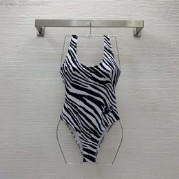 23ss bikini Swimwear Womens designer bathing suit animal print U-neck backless tight-fitting one-piece swimsuit Women clothes TM3Q