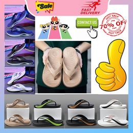 Free shipping Designer Casual Platform Slides Slippers man Woman wear-resistant anti slip breathable soles flip flops Flat Summer Beach Slipper size40-45