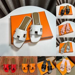 Designer Summer Sandals Women Sliper Luxurys Luxury Florel Slipper Brequente in gomma Sandalo Flat Sandal Shoe Beafer Maresini Lady Sliders