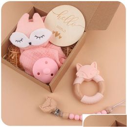 Towels Robes 1 Set Cotton Baby Towel Born Appease Soother Security Blanketbeech Wood Teether Pacifier Clip Shower Gift Box 240111 Drop Dhtvc