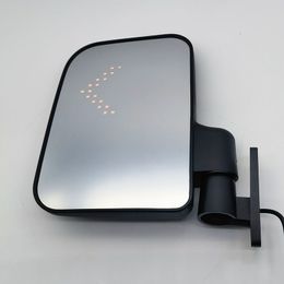 Manufacturer customizes various styles of rearview mirrors for detailed consultation