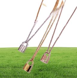 Top quality luxury Jewellery silver Rose Gold lock Pendant designer necklace 18K gold stainless chain women necklaces 8622727