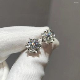 Stud Earrings Real 18 White Gold Snowflake Excellent Cut Diamond Test Past 0.5 Ct D Color Moissanite For Women