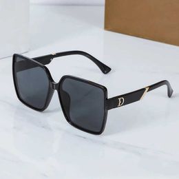 Sunglasses Letter D Sunglasses For Women Men Brand Design Luxury Square Frame Popular Retro Sun Glasses Fashion Vintage Male Eyewear 2023 YQ240120