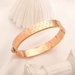 Classic Style Bracelets Women Louiseities Bangle Luxury Designer 18K Gold Plated Viutonities Stainless steel Rose Gold Lovers Bangles Mens Bracelet ZG2340