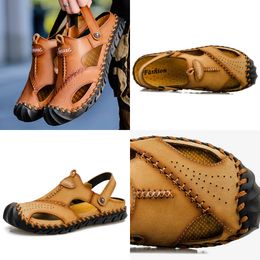 2024 Designer Flat Sandals Luxury Slippers mens Womens Sandal Fashion flip flop Slipper Summer Ladies