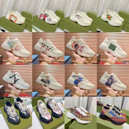 Scarpe Rhyton Run Designer Luxury Casual Shoe Casual White Tennis Calline Sneaker Basket Basket Sneakers Travel 2024 Nuovo escursione da donna da donna Nuova Spazza di scarpa da donna 35-45