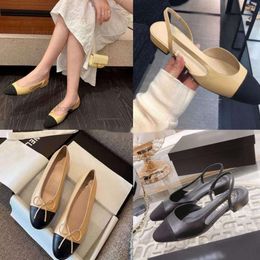 2024Designer Sandals Fashion heels ballet flats eather slingback wedding dress shoes Spring Fall office round head flat work High Quality bag