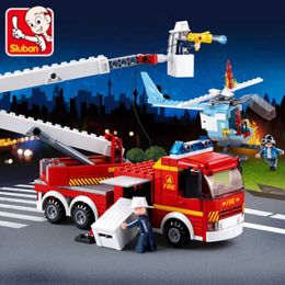 Blocks Sluban Building Block Toys City Fire Fighter 394PCS Bricks B0627 Elevating Platform Fire Truck Compatbile With Leading Brands 240120