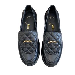 Scarpe da donna di lusso firmate classiche mocassini tascabili con diamanti marchio francese moda zaino nero scarpe eleganti con fibbia scarpe scarpe casual con suola spessa in pelle di pecora scarpe formali
