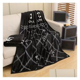 Blankets Black Designer Blanket White Letter Logo Leisure Travel Shawl Office Air Conditioning Er Europe Plaid Gift Box Decorative Dro Otv6T