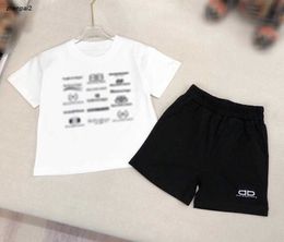 Luxury kids tracksuits high quality Short sleeved suit Size 90-150 baby clothes boys Multi logo printing T-shirts and shorts Jan20