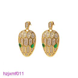 Qahk Stud 18k Gold Luxury Snake Head Designer Earrings Brand Green Stone Crystal Bling Diamond Shining Ear Rings Earring Eerings Jewellery Gift