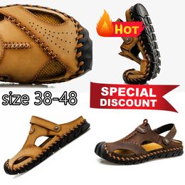 Women Designers slippers Sandals Flat Slides Flip Flops Summer Triangle leather Outdoor Loafers Bath Shoes Beachwear Slippers Black White 38-48