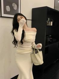 Women's Blouses Shirts Chiffon Top Beige Off Shoulder Long Sleeve Short Folds Pleats Backless Blouse Women Slimming Fit Knitted Perspective YQ240120