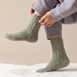 Women Socks Elastic Thickened Coral Fleece Men's Winter Sports Warm Soft Anti-slip For Comfort Low Seam