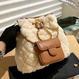 Borsa di design bucket bag trend 2024 autumn/winter new lamb wool diamond chain backpack mother bag, single shoulder bucket bag for women