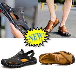 Designer Sandals Slippers Summer Men Women Shoes Slides Shaped Slides black Tonal featuring water EUR 38-48