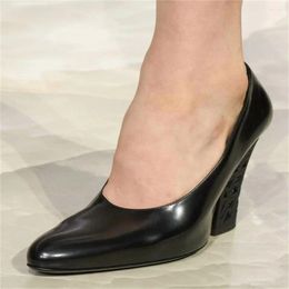 Dress Shoes 2024 Spring/Autumn Fashion Women's High Chunky Heel Cusp Slip On High-heeled Sexy Hollow Out