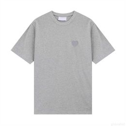 Mens t Shirt De Coeur Tees Short Sleeves Shirts Men Designer Top France Fashion Embroidered Heart Pattern Round Neck Paris T-shirt 12fq NQJF