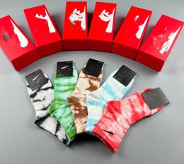 Wholesale price of mens football socks and womens cotton sports socks Instagram popular style mens solid color sportswear plain round neck socks