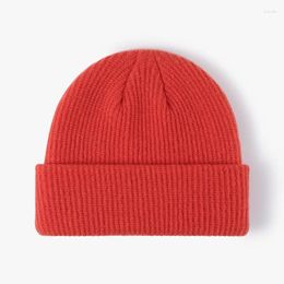 Berets Winter Knitting Women's Hat Outdoor Round Top Caps For Men Fashion Warm Breathable Beanie Female Simple Student Skullcap