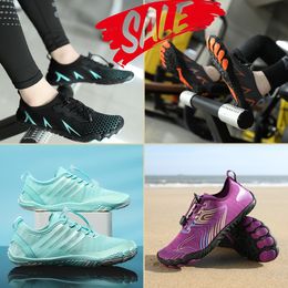 Top quality Men Water Shoes Women Aqua Shoes Barefoot Sport Sneakers Quick-Dry Outdoor Footwear Shoes For The Sea Swimming Beach Wading 36-45