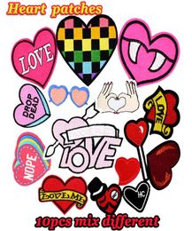 10 PCS Embroidered Hearts Random Patches Badge for Clothing Ironing Applique Girls Sweater Stripe Sewing Embroidered Patches for T6833398